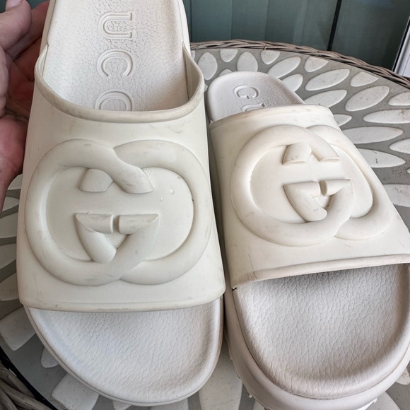 Authentic Gucci slides with Receipt - Picture 2 of 12